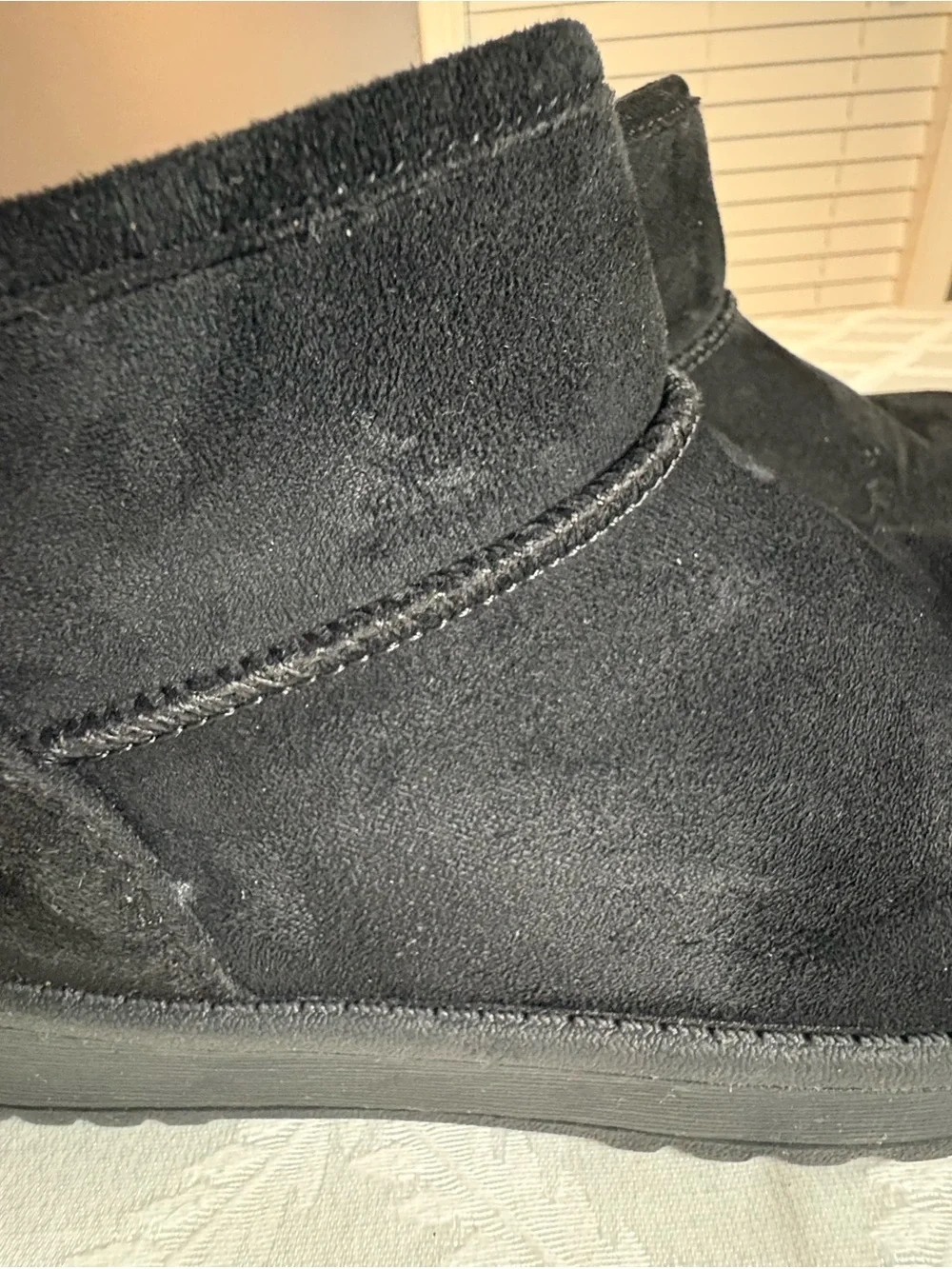 SO Kids Black Suede Boot